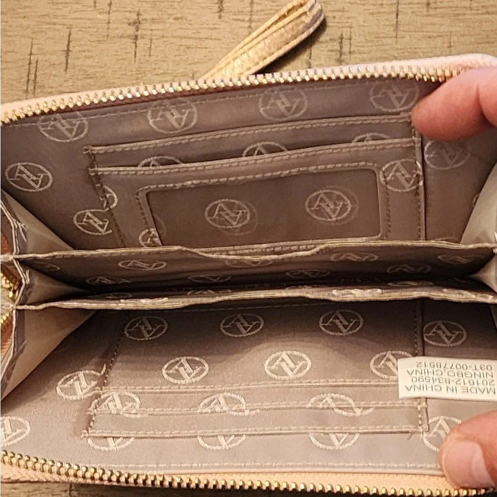 Adrienne Vittadini gold Wristlet Clutch Bag Zip Pouch
